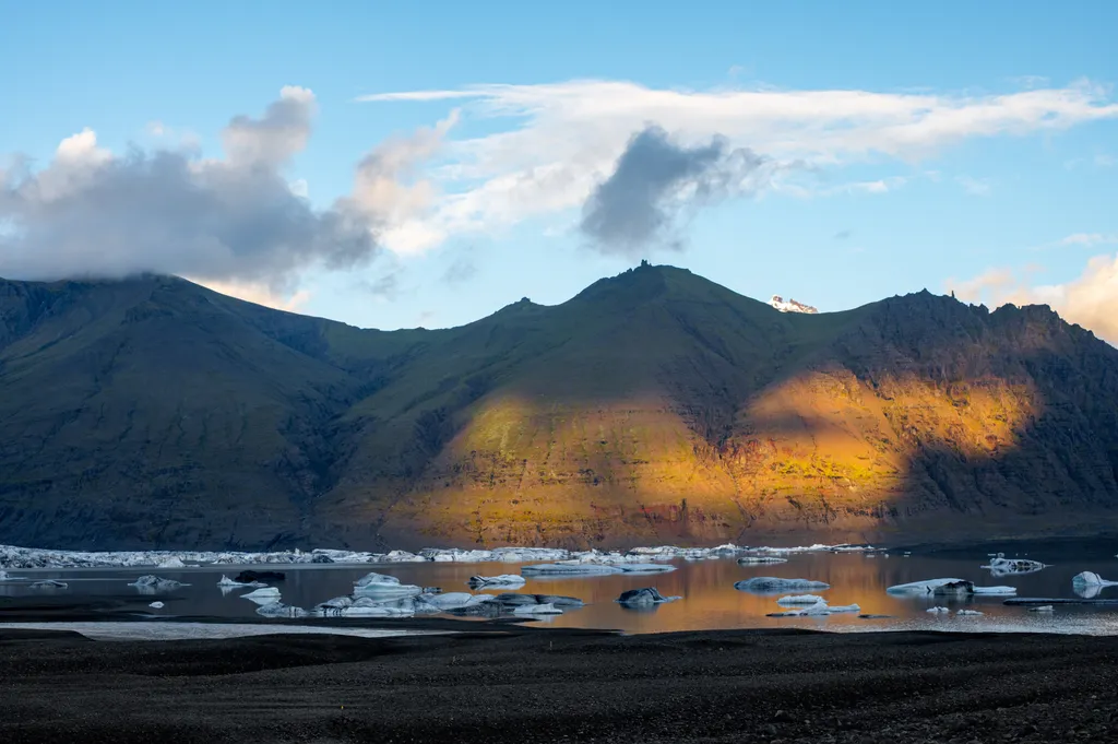 Vatnajökull, Izland,  jégmező, Vatnajökull nemzeti park, 