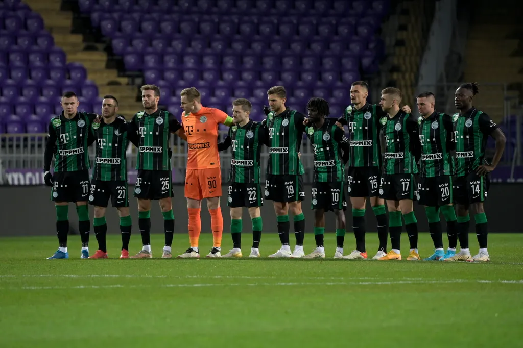 Labdarúgás, OTP Bank Liga, Újpest-Ferencváros 2022.01.30. CSOLLÁNY Szilveszter 