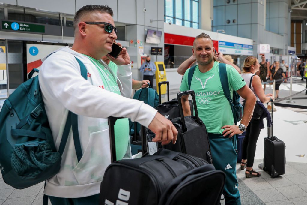 Magyar vívók indulnak az olimpiára Tokióba, 2021 július 15. repülőtér, 2020. évi nyári olimpiai játékok 