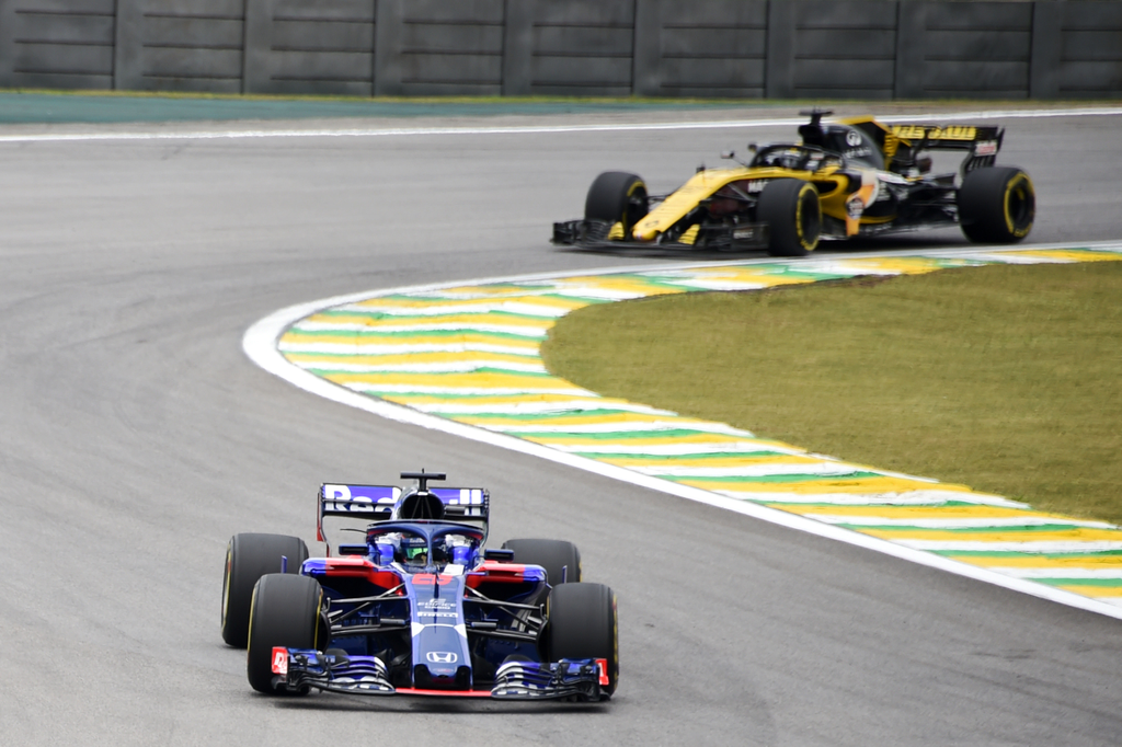 Forma-1, Brendon Hartley, Scuderia Toro Rosso, Carlos Sainz, Renault Sport Racing, Brazil Nagydíj 