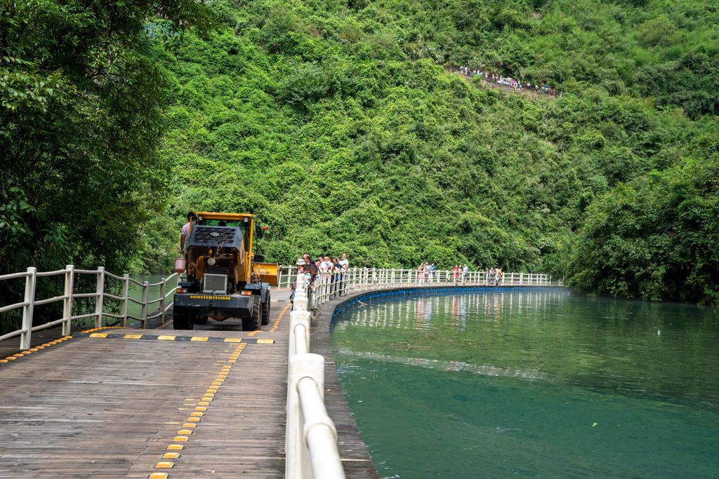 Shiziguan Enshi Ensi Sicekuan úszó híd Kína 