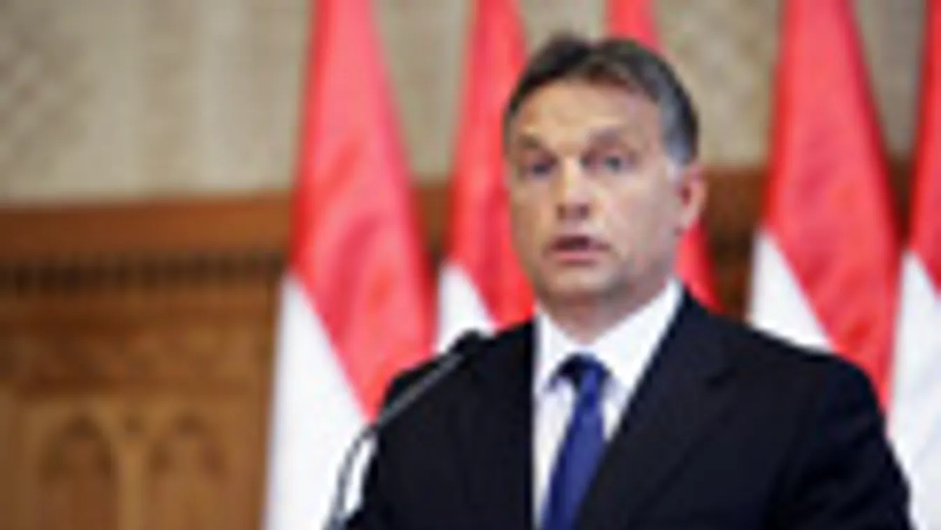 Orbán Viktor, miniszterelnök, sajtótájékoztató, Parlament 