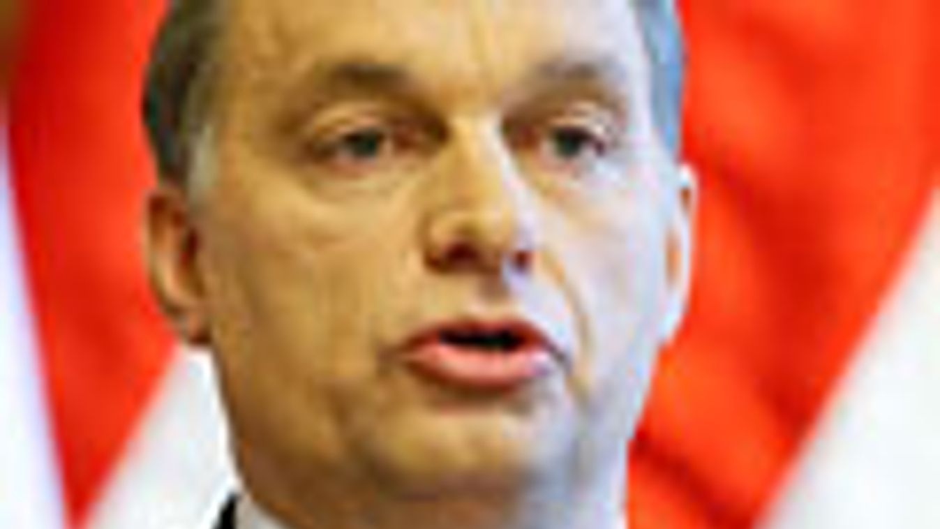 Orbán Viktor a nyugdíjrendszerről szóló sajtótájékoztatóján 2011. február 2-án