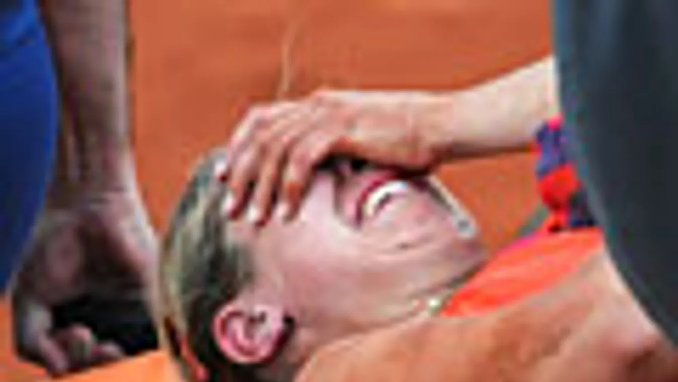 Sabine Lisicki sírógörcsöt kapott, Roland Garros, 