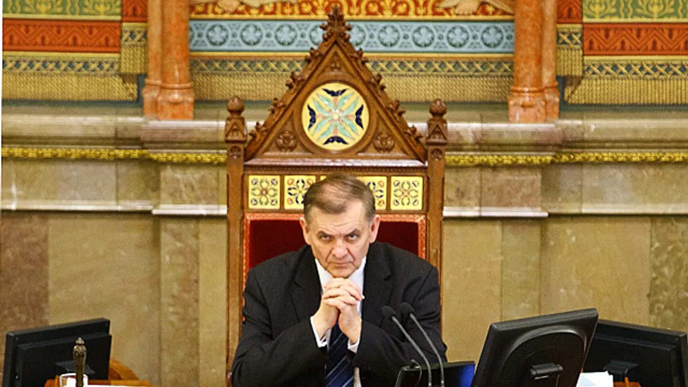 parlament, plenáris ülés, alkotmányozás, alaptörvény vitája, Lezsák Sándor