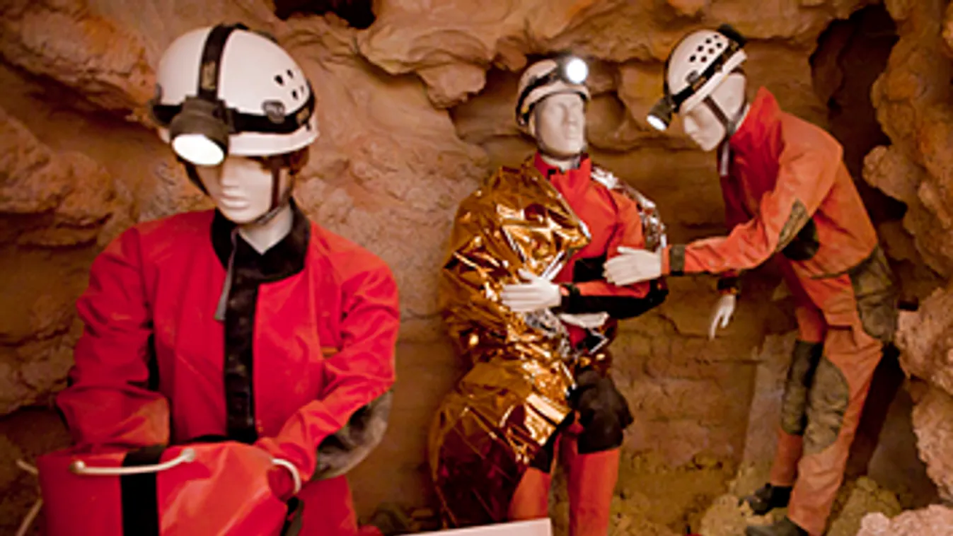 Átadták a Szemő-Hegyi-barlang felújított fogadóépületét