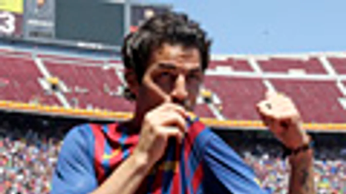 Cesc Fabregas, a Barcelona spanyol labdarúgóklub új játékosa