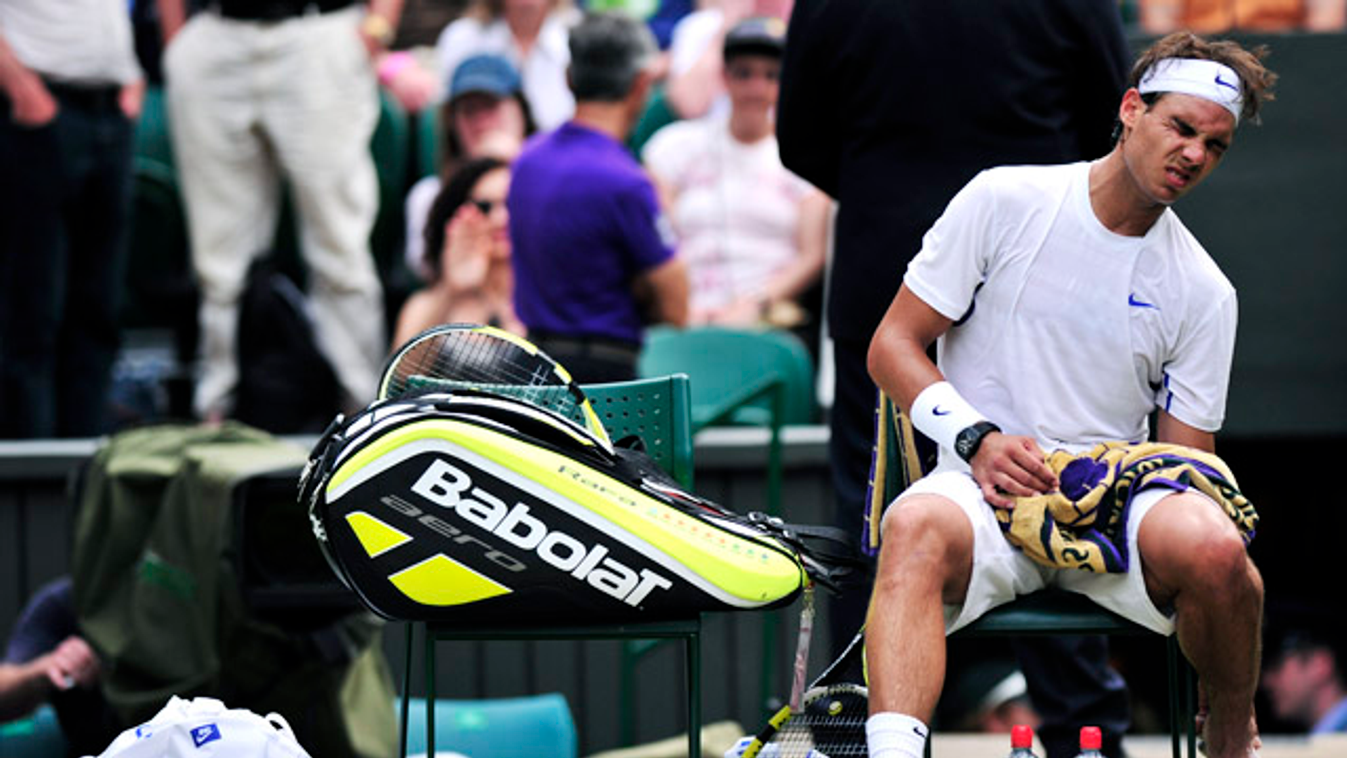 Rafael Nadal (spanyol), Juan Martin Del Potro (Argentín) elleni meccsen, Wimbledon, tenisz