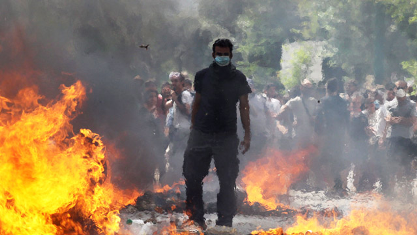 görögország, megszorítások, 48 órás sztrájk, tüntetés, athén, összecsapások