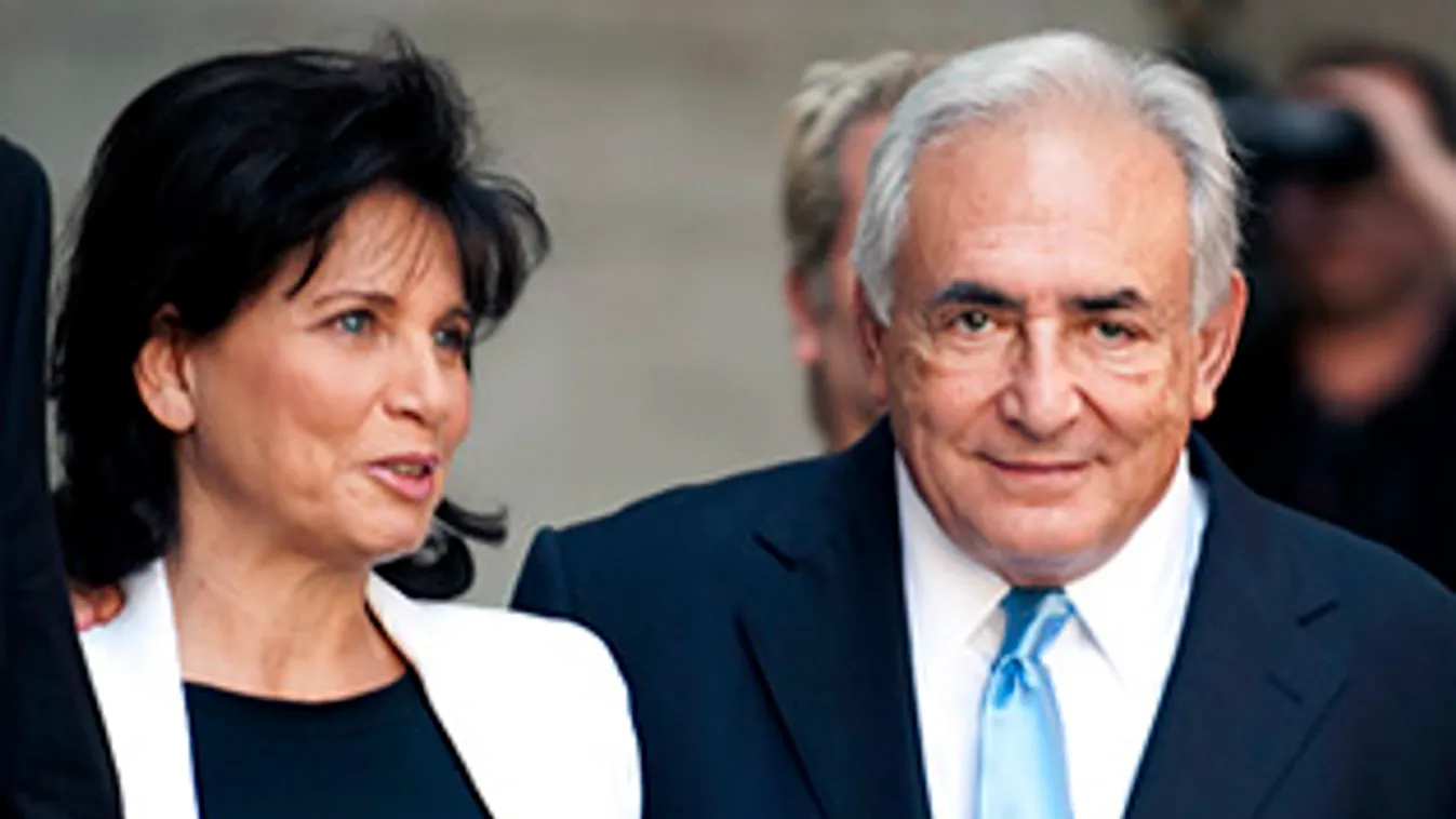 Dominique Strauss-Kahn, IMF és felesége Anne Sinclair elhagyja elhagyja a bíróságot szabadon engedték
