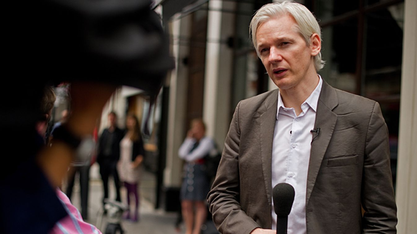 Julian Assange, Afganisztán, amerikai hadsereg, afgán háború, titkos katonai dokumentumokat szivárogtatott ki a WikiLeaks