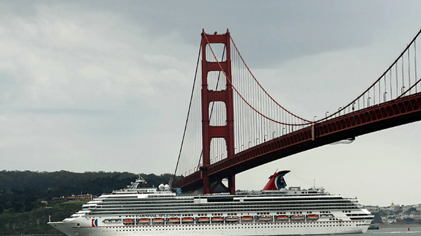 A Carnival Splendor luxus óceánjáró hajó San Francisco