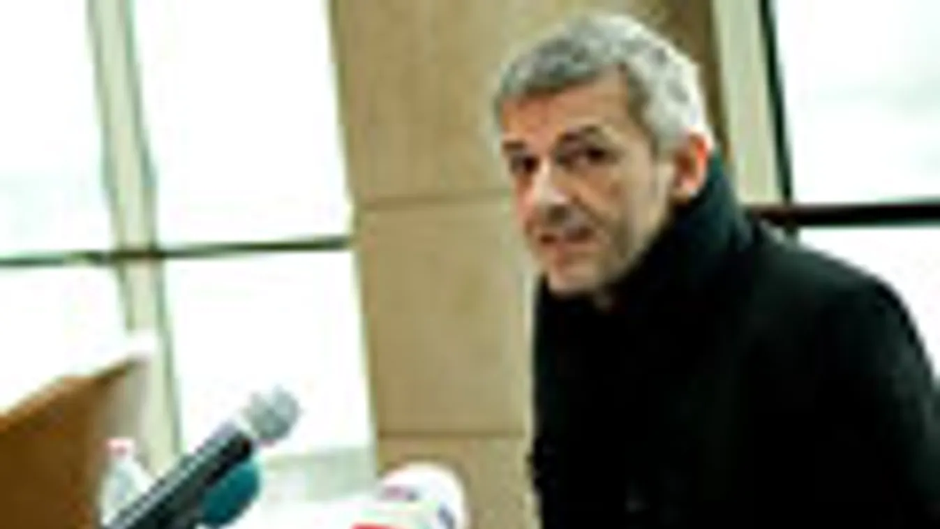 Alföldi Róbert, a Nemzeti Színházigazgatója bejelenti a 2011-2012-es évad programját