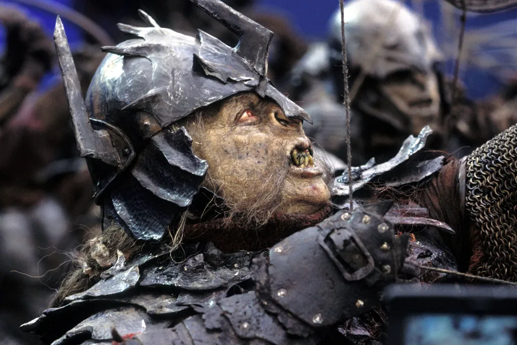 The lord of the rings: the return of the king Cinema tolkien heroic fantasy orc armour armor monster Horizontal SOLDIER HELMET 