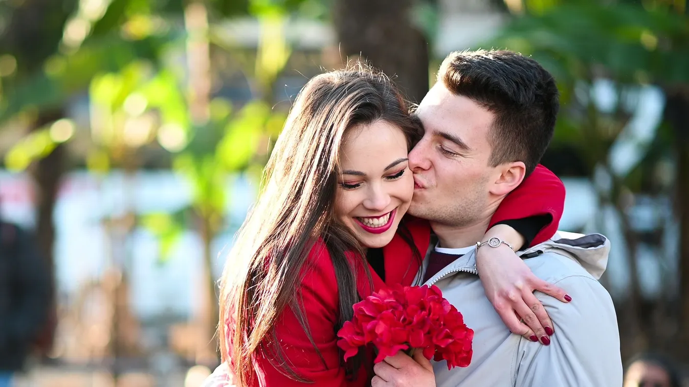 Valentin-napon a párok ünnepelnek, de több különös eseménynek is ekkor van évfordulója