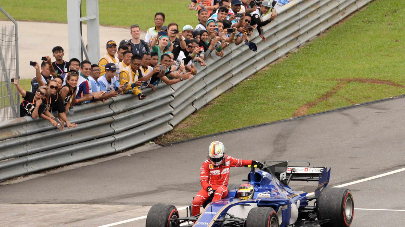 Forma-1, Sebastian Vettel, Pascal Wehrlein, Sauber F1 Team, Malajziai Nagydíj 