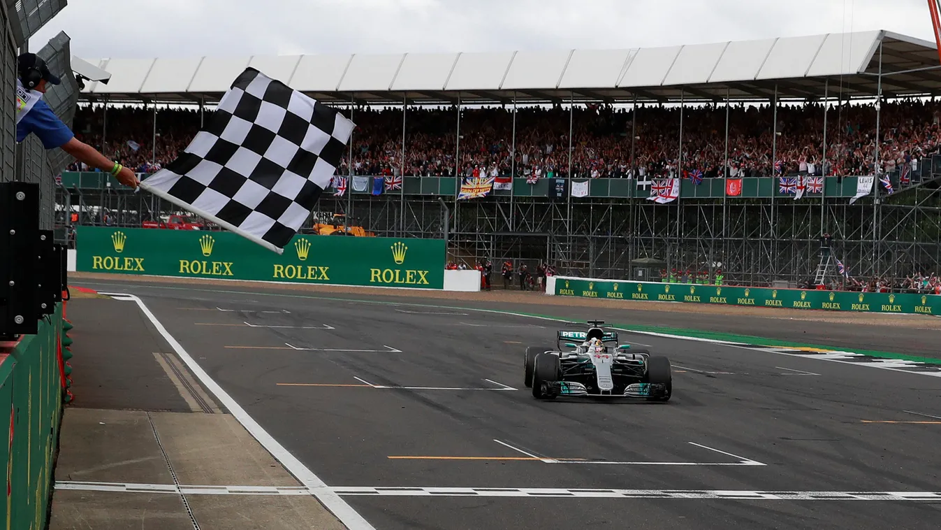 Forma-1, Lewis Hamilton, Mercedes, kockás zászló, Brit Nagydíj 2017 