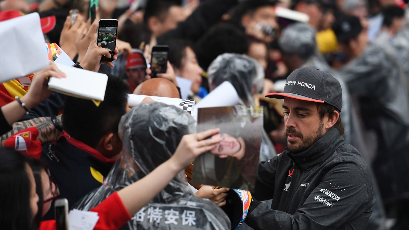 Forma-1, Fernando Alonso, McLaren, Kínai Nagydíj 