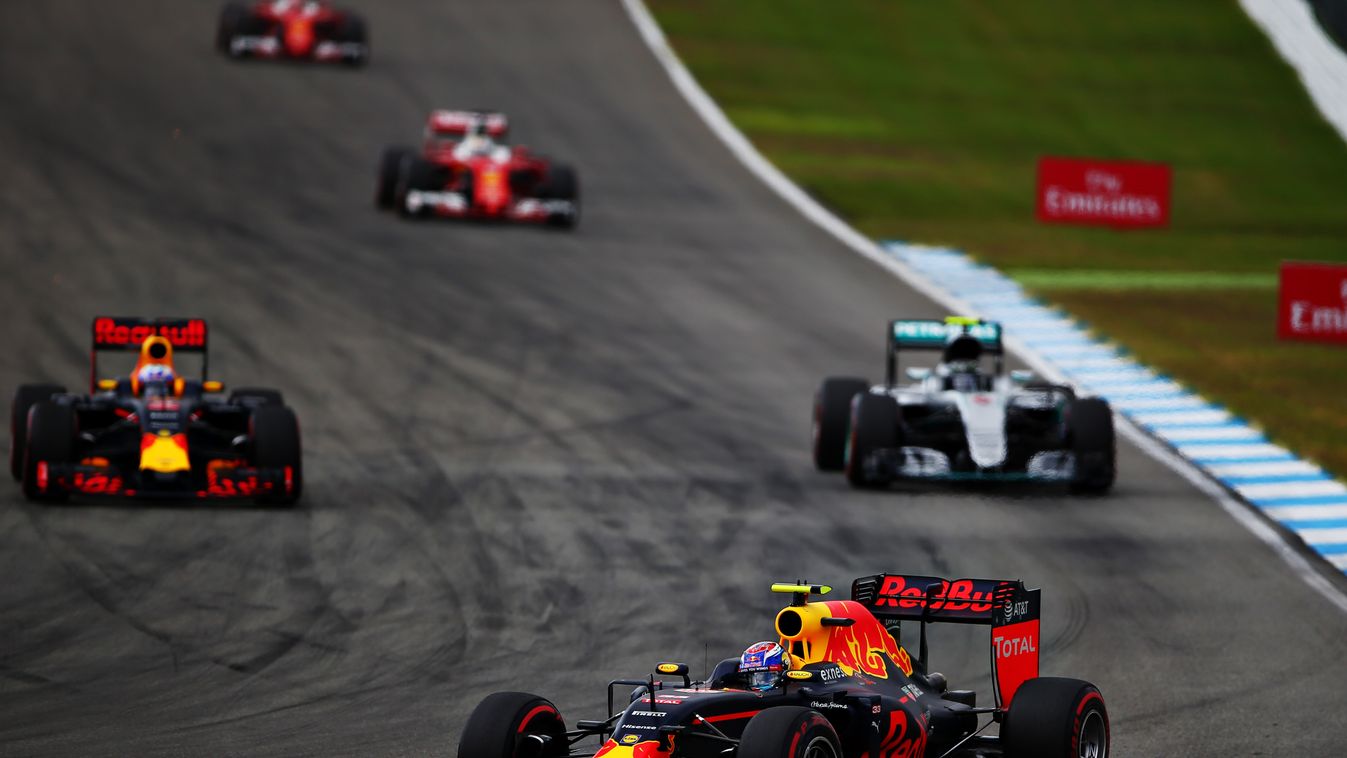 Forma-1, Max Verstappen, Daniel Ricciardo, Red Bull Racing, Nico Rosberg, Mercedes AMG Petronas, Német Nagydíj, előzés 
