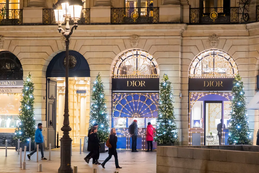 160 karácsonyfa, karácsony, Vendome tér, Advent 2023 galéria 