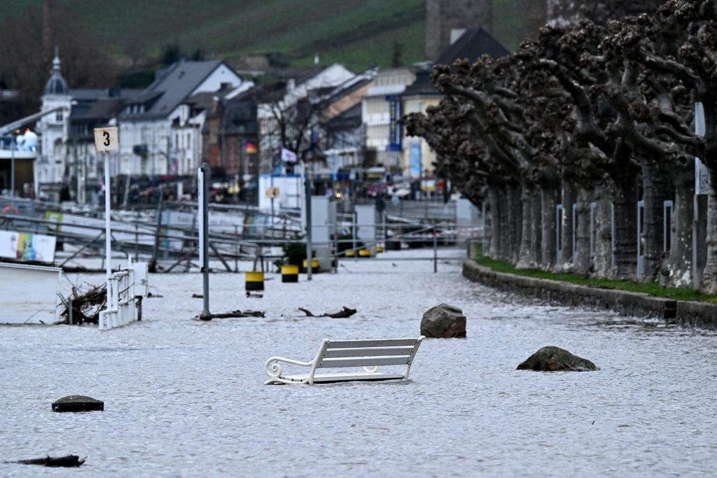 áradás, Európa, víz, 2023.12.30. ,weather flood TOPSHOTS Horizontal 