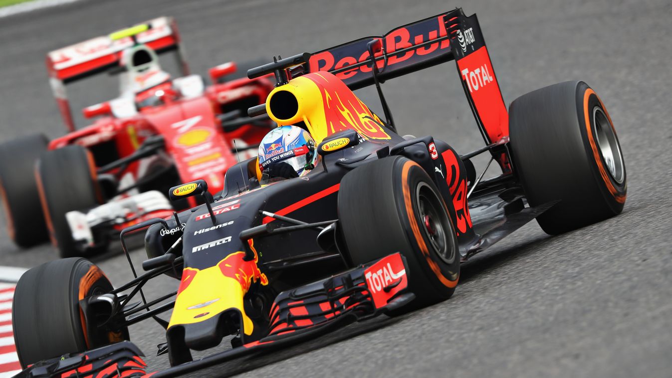 Forma-1, Daniel Ricciardo, Red Bull Racing, Kimi Räikkönen, Scuderia Ferrari, Japán Nagydíj 