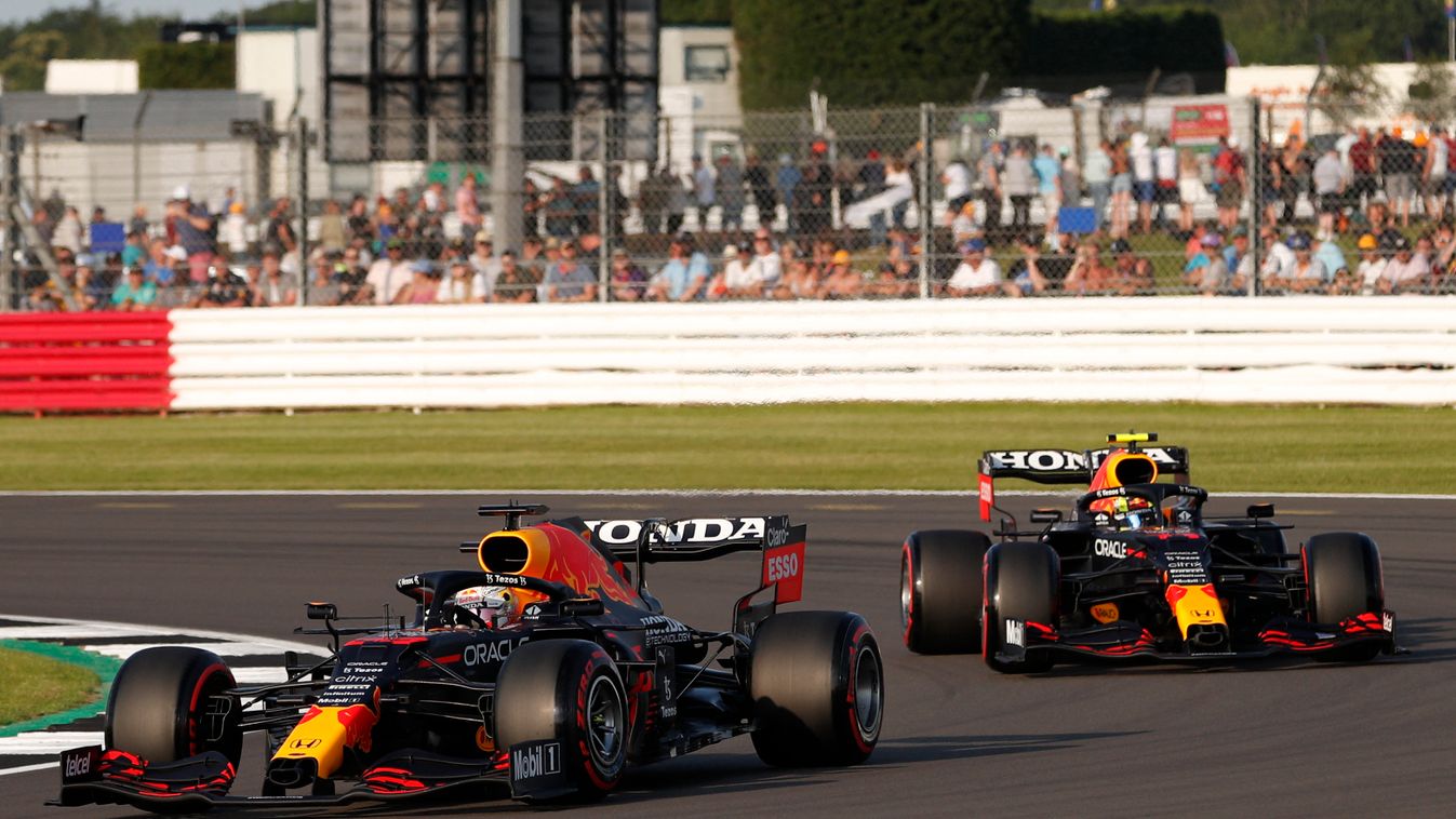 Forma-1, Brit Nagydíj, péntek, Max Verstappen, Sergio Pérez, Red Bull 
