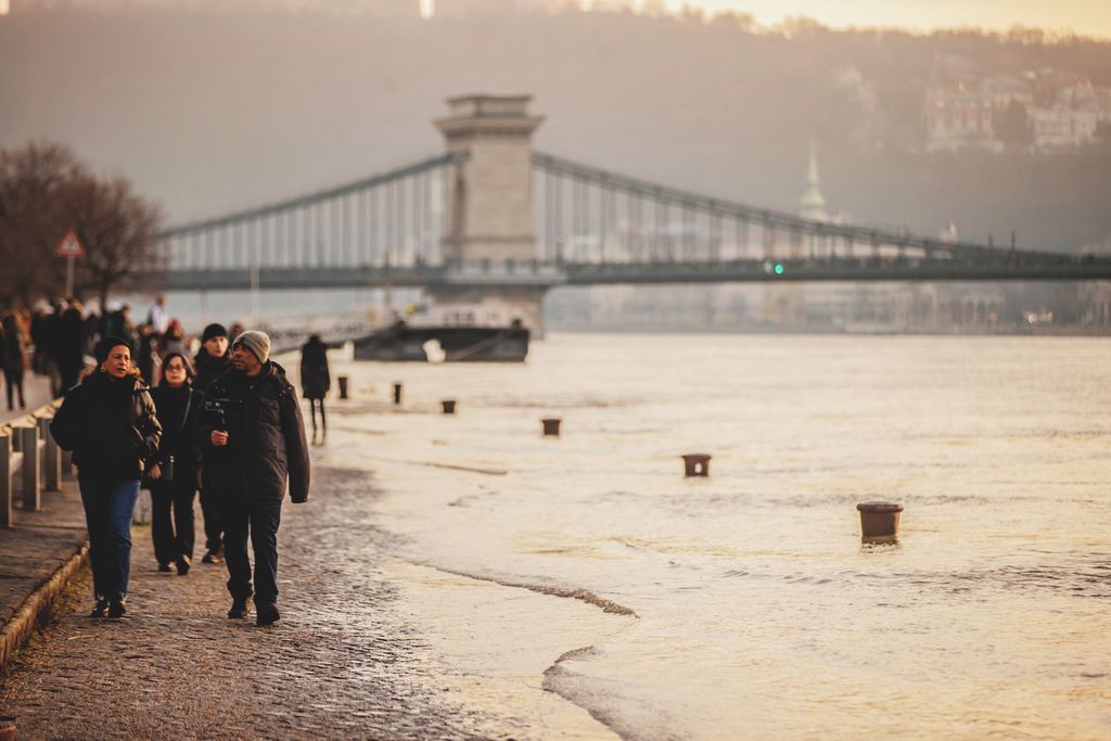Budapest, árvíz, Duna, 2023.12.29., árhullám, 