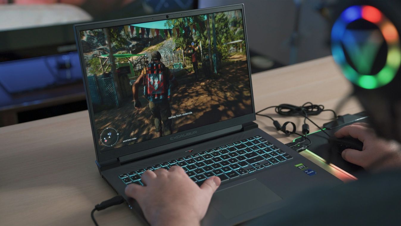 pc gamer gaming videojáték játékos laptop notebook számítógép