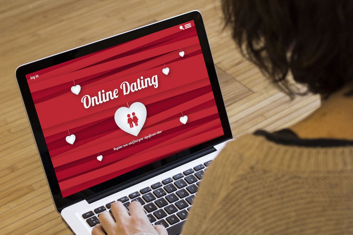 Online társkeresés, online dating, párkeresés, onlinerandi