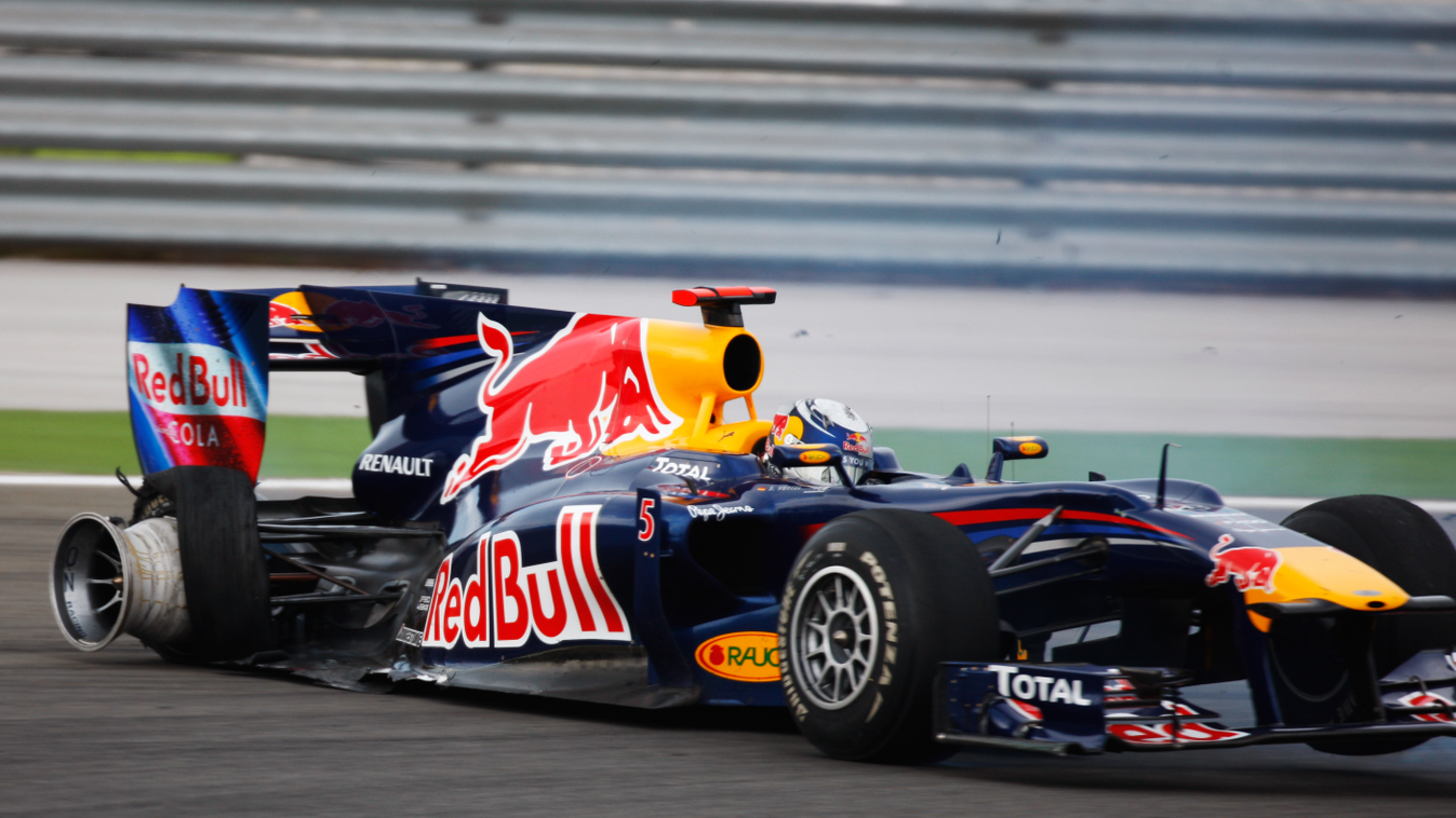 Forma-1, Sebastian Vettel, Red Bull, 2010 Török Nagydíj 