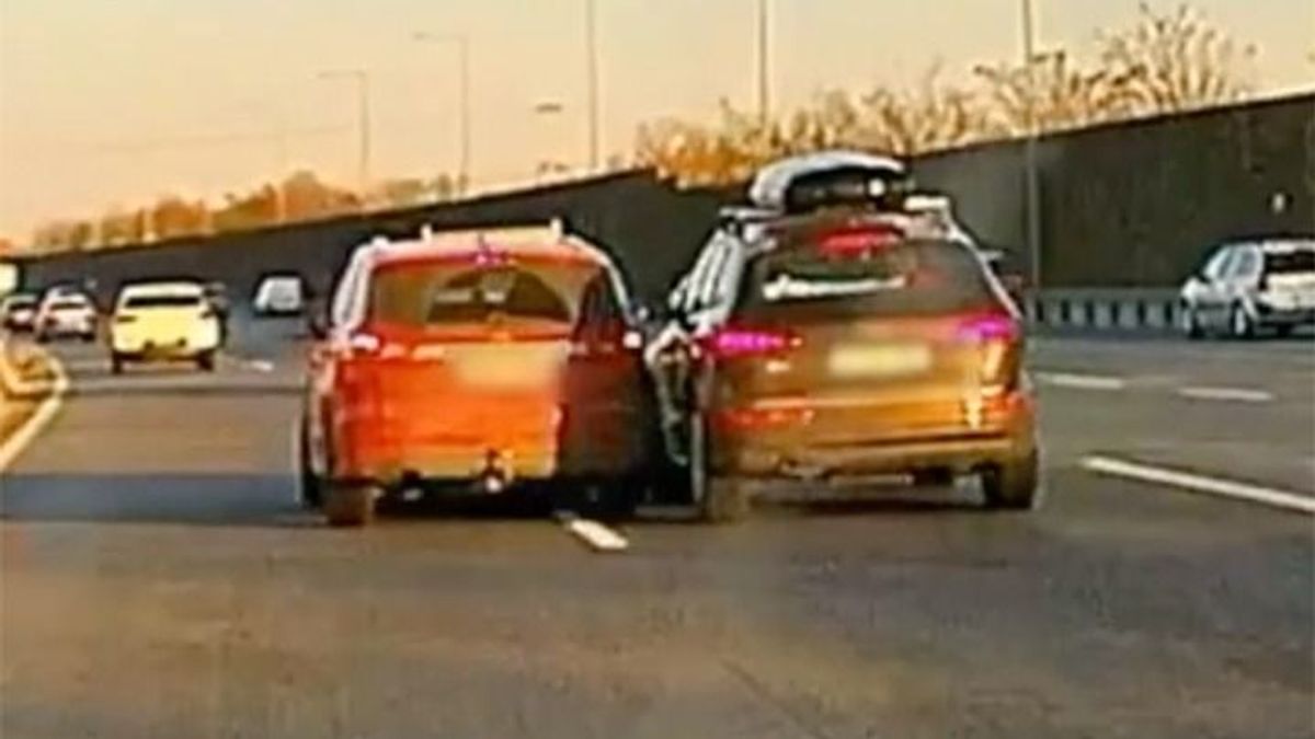Ideges lett egy sávváltás miatt az M0-son, a bosszúja ijesztő és aljas volt - videó