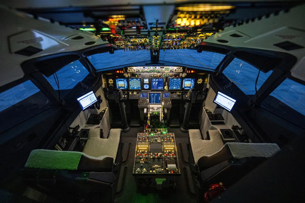 repülőszimulátor, garázs, szimulátor, cockpit, Boeing 737