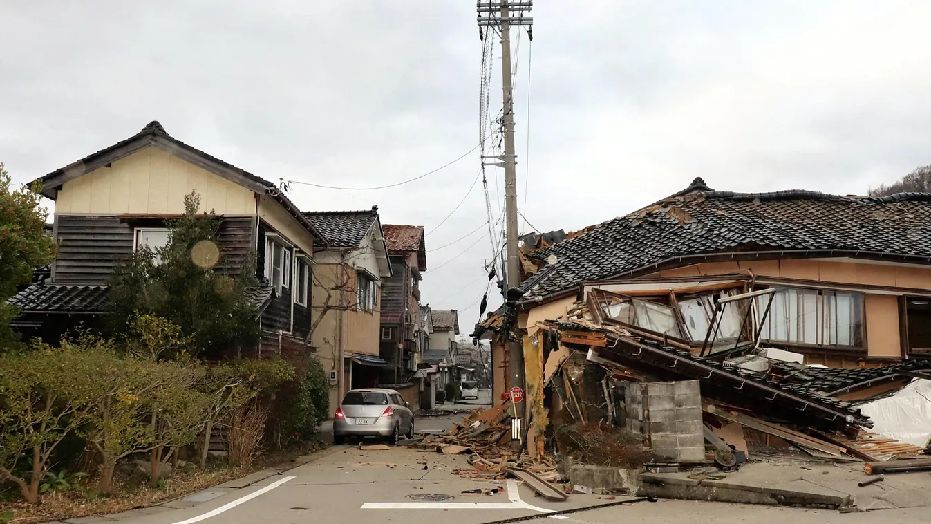 Több embert maguk alá temettek a romok a japán földrengésben, földrengés, Japán, 2024.01.01. 