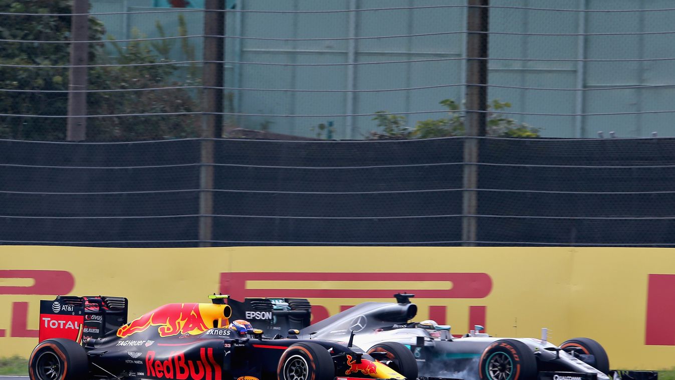 Forma-1, Max Verstappen, Red Bull Racing, Lewis Hamilton, Mercedes AMG Petronas, Japán Nagydíj, előzés, elfékezés 