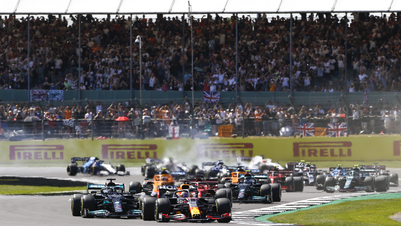 Forma-1, Brit Nagydíj, Lewis Hamilton, Mercedes, Max Verstappen, Red Bull, rajt 