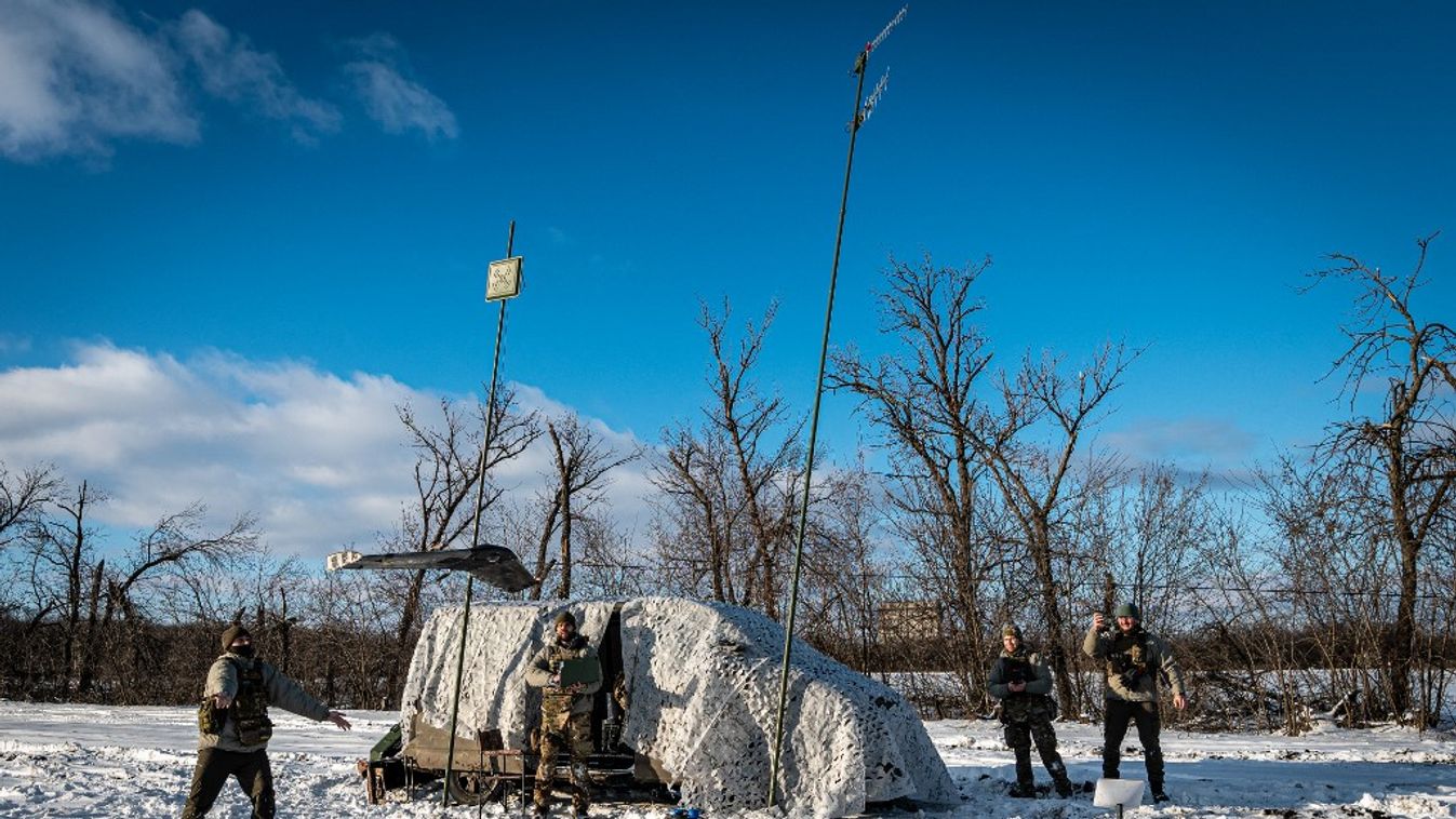 Military mobility of Ukrainian soldiers in Donetsk Oblast Russia –Ukraine conflict,Conflict,Donetsk Oblast,drone,front l Horizontal, Ukrajna, orosz-ukrán háború 