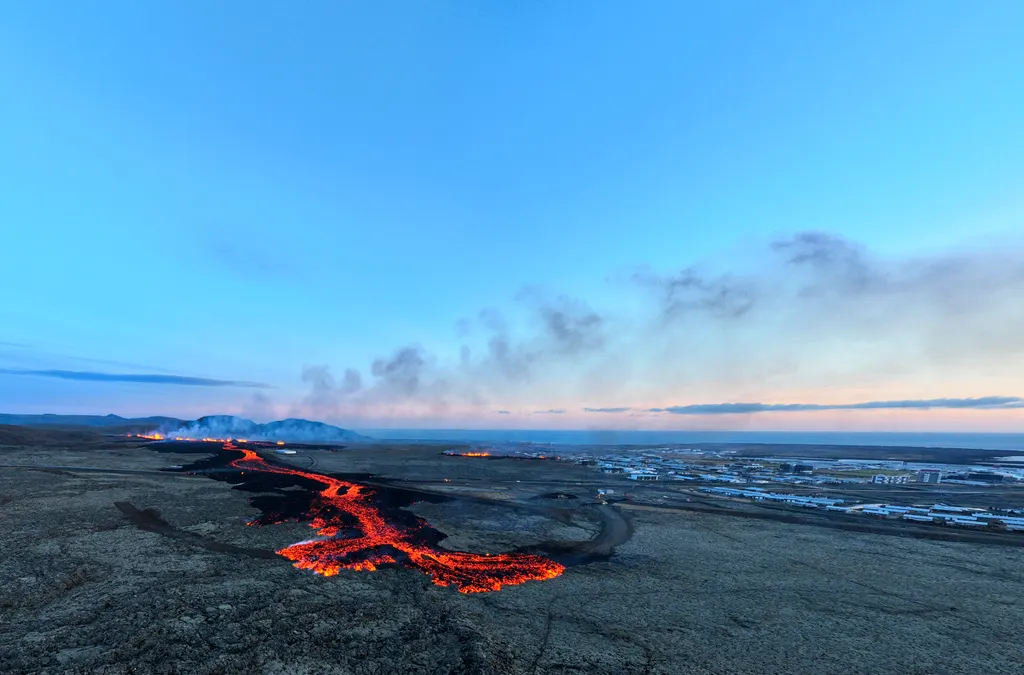 Vulkánkitörés Izland, vulkán, 2024.01.15.,  nature TOPSHOTS Horizontal ILLUSTRATION 
