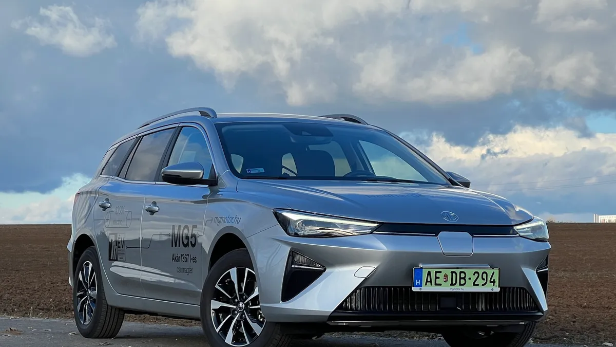 Ezt nevezik szerencsés időzítésnek - MG5 Comfort Long Range teszt - ORIGO