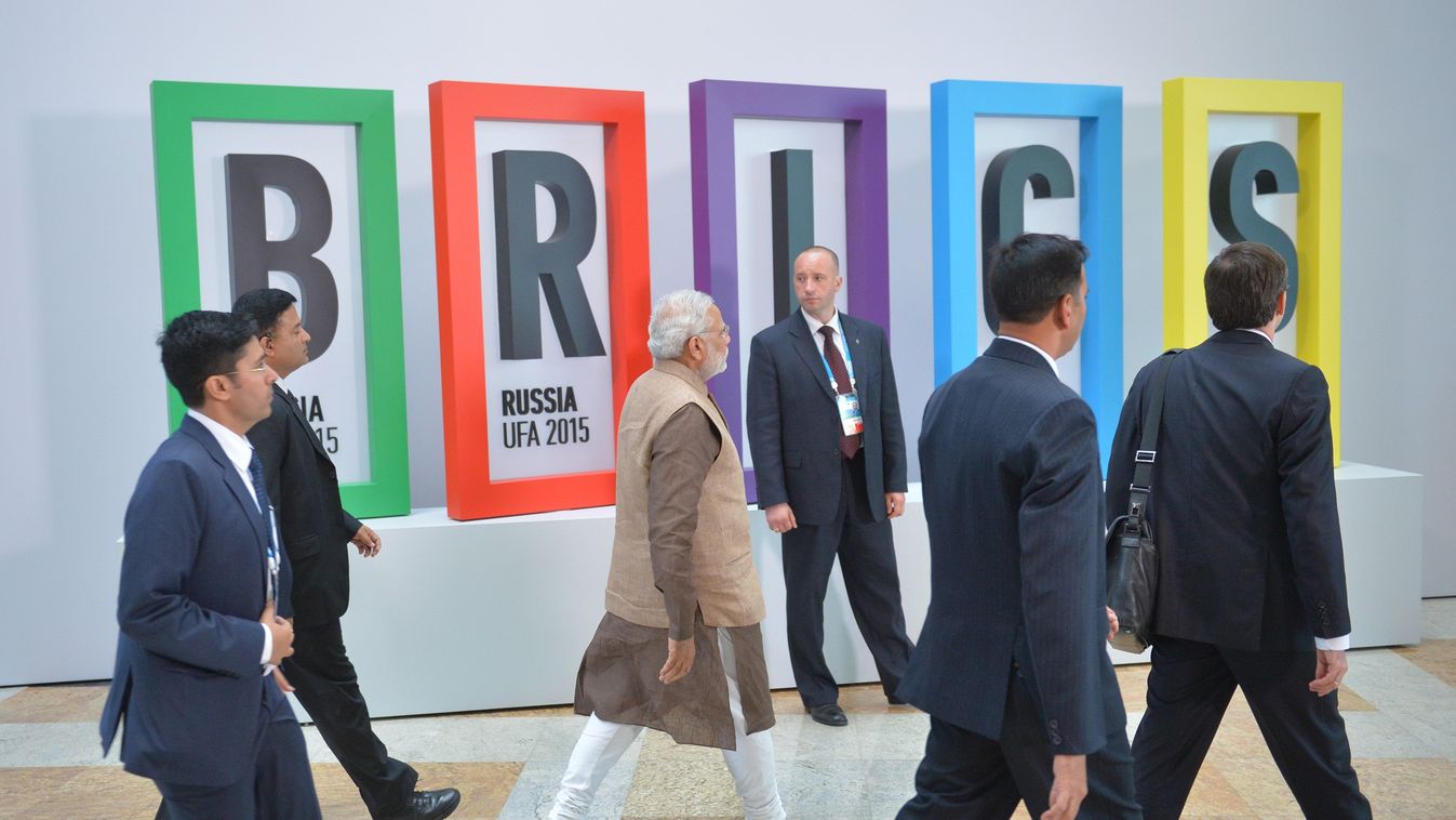 Group photograph of BRICS leaders and the leaders of the invited states landscape 