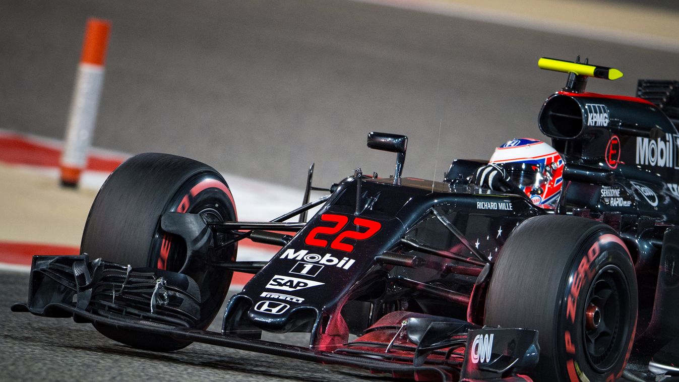 Forma-1, Jenson Button, McLaren-Honda, Bahreini Nagydíj, flow vis festék 