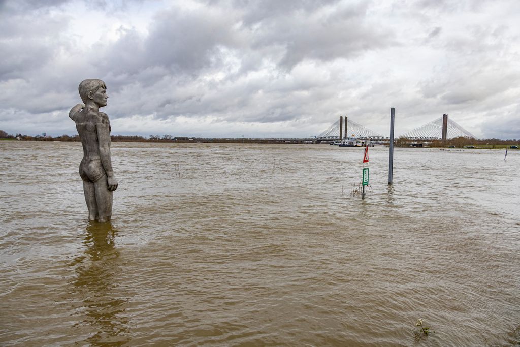 áradás, Európa, víz, 2023.12.30. Floods in the Netherlands 2023,dam,december,flood,flooded,floods,Netherlands,overflow,rain Horizontal 