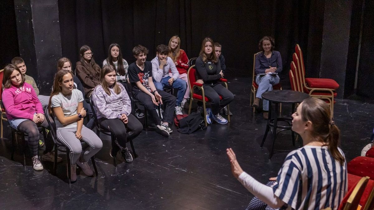 Tiétek a színpad a Budapesti Operettszínházban