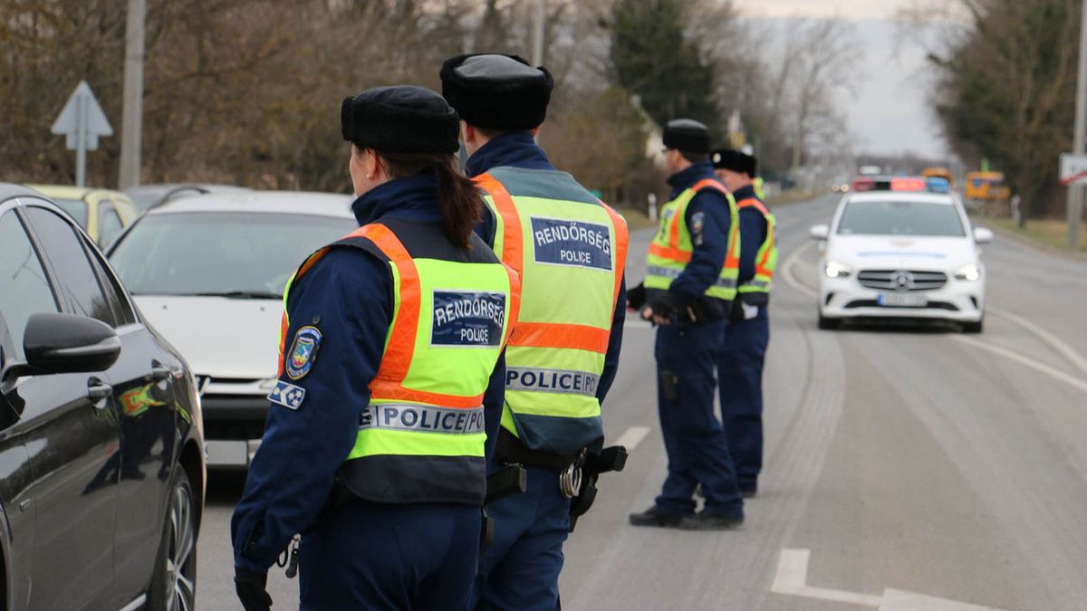 Megállítottak egy autóst a somogyi rendőrök, ők is meglepődtek, mit kaptak jogosítvány helyett