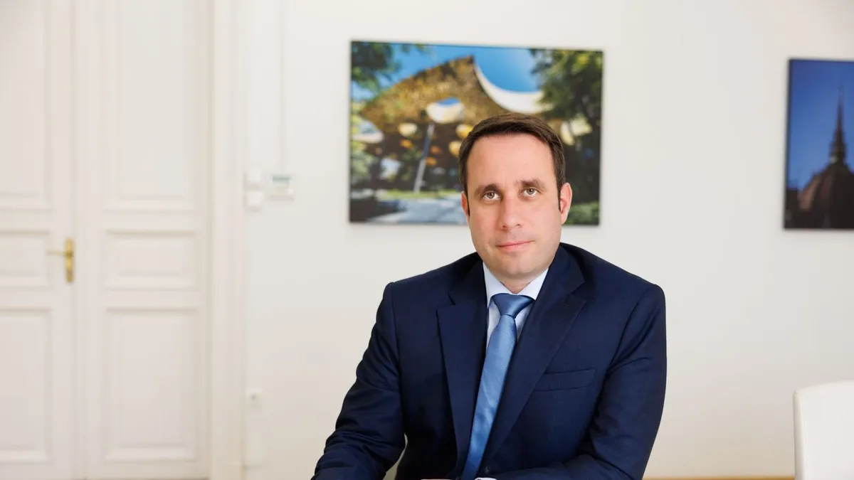 Dömötör Csaba: Ez az eddigi legfontosabb európai választás - videó