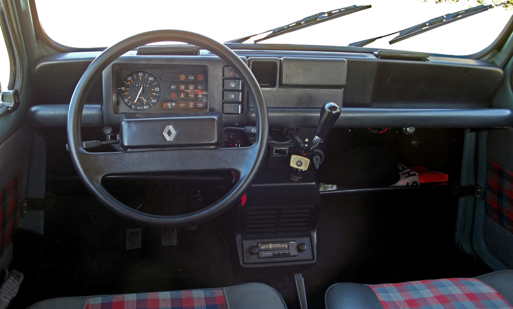 Renault 4 TL (1983) veteránteszt 
