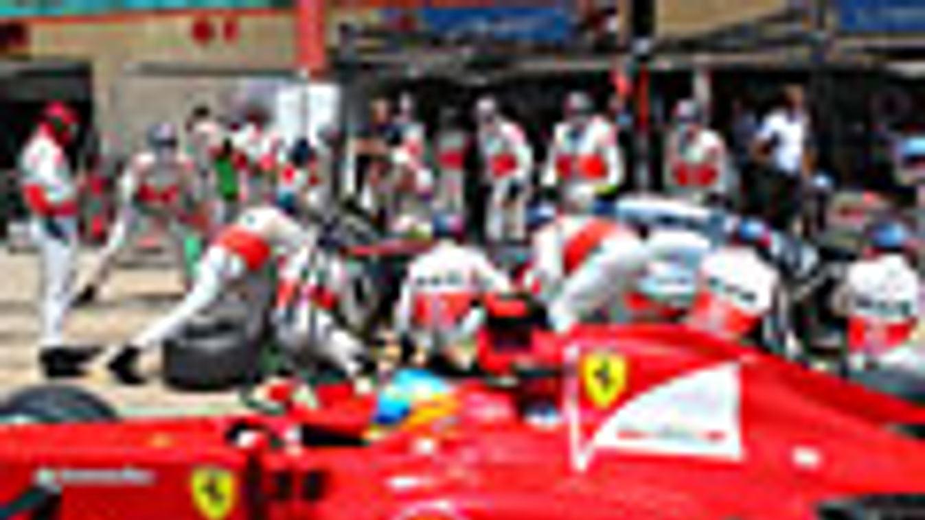 Forma-1, Fernando Alonso, Ferrari, McLaren, Lewis Hamilton, box, kerékcsere