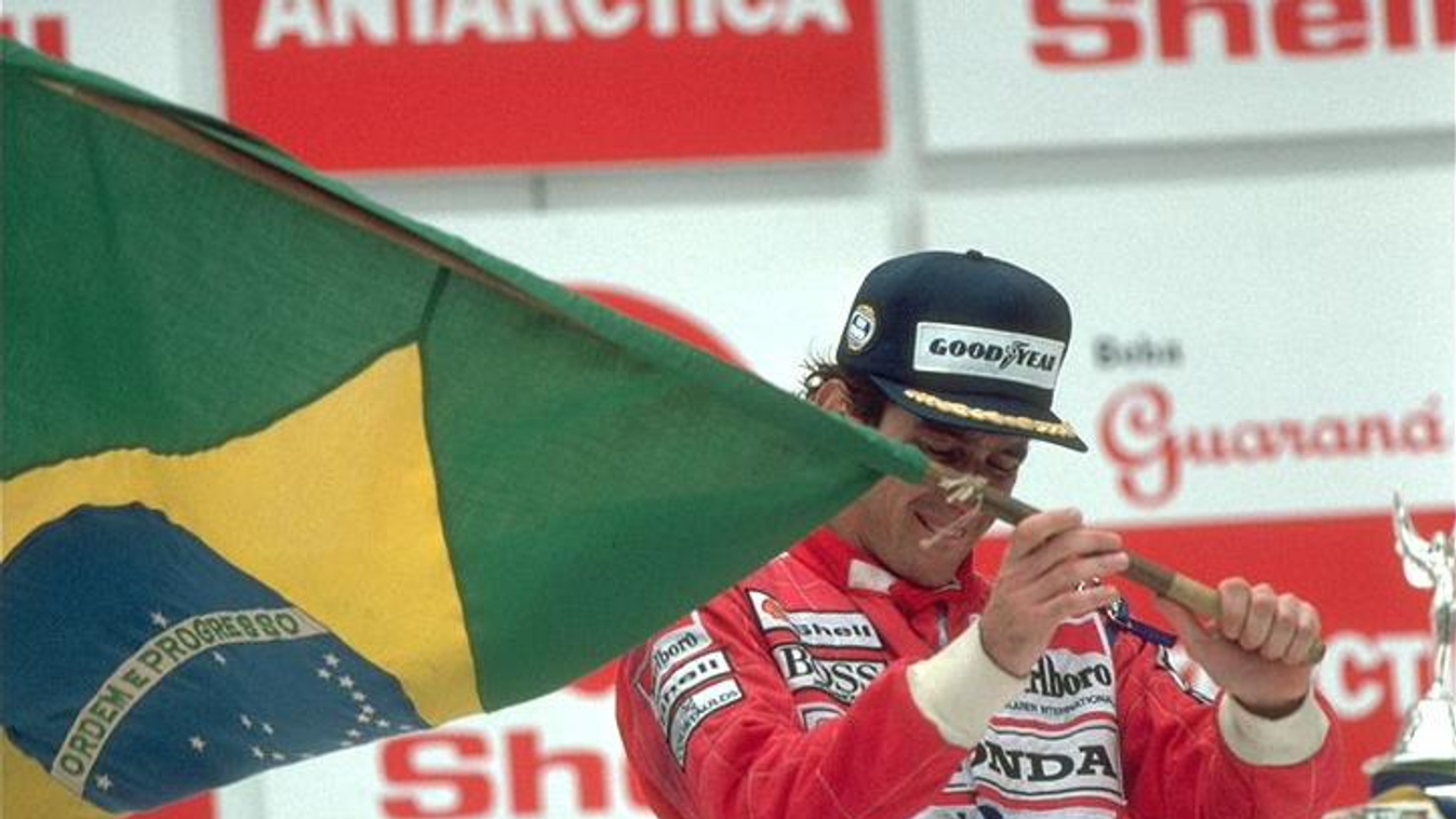 Ayrton Senna (BRA), McLaren-Honda, Brazilian Grand Prix, Interlagos, podium, 1991 