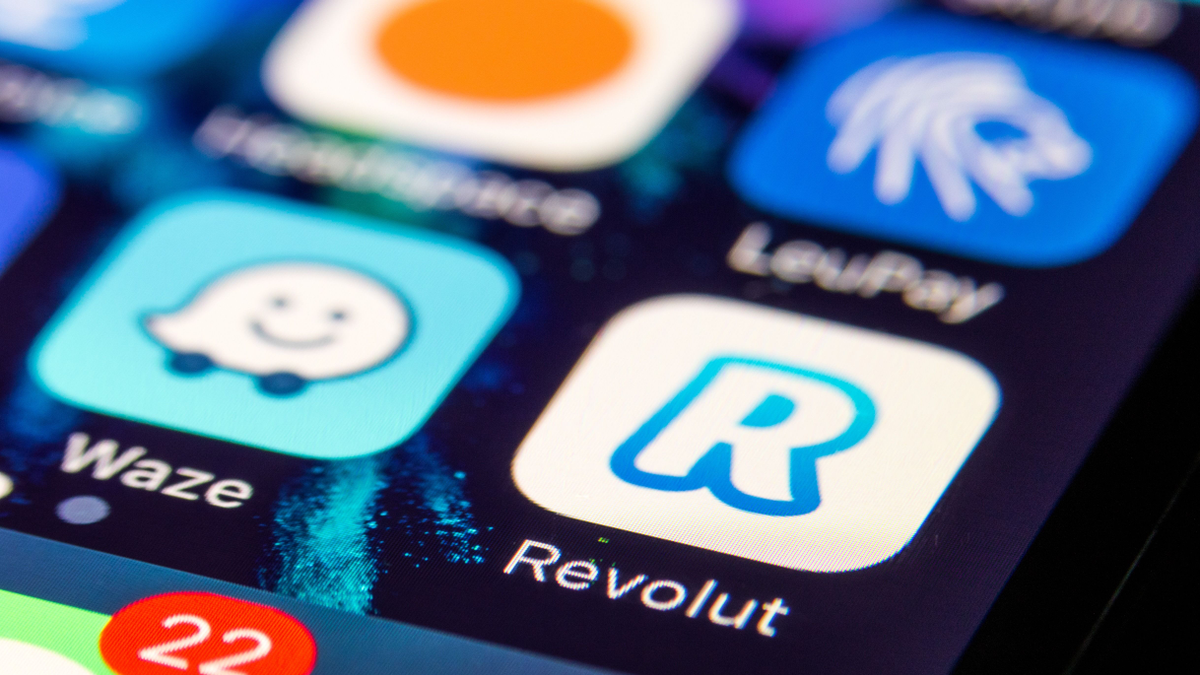 Magyarországon is elérhető a Revolut eSIM
