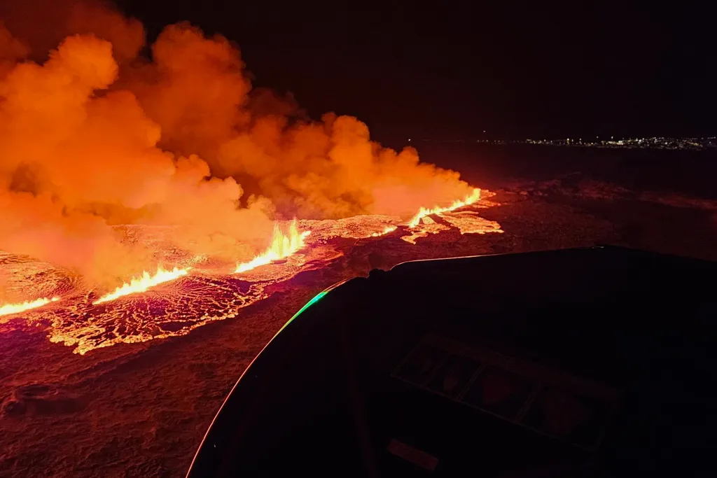 Grindavík, 2023. december 19., Izland, vulkán, vulkánkitörés, Reykjanes-félsziget, 